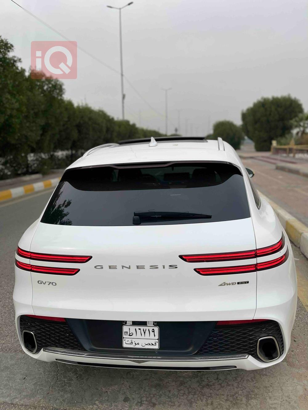 Genesis GV70